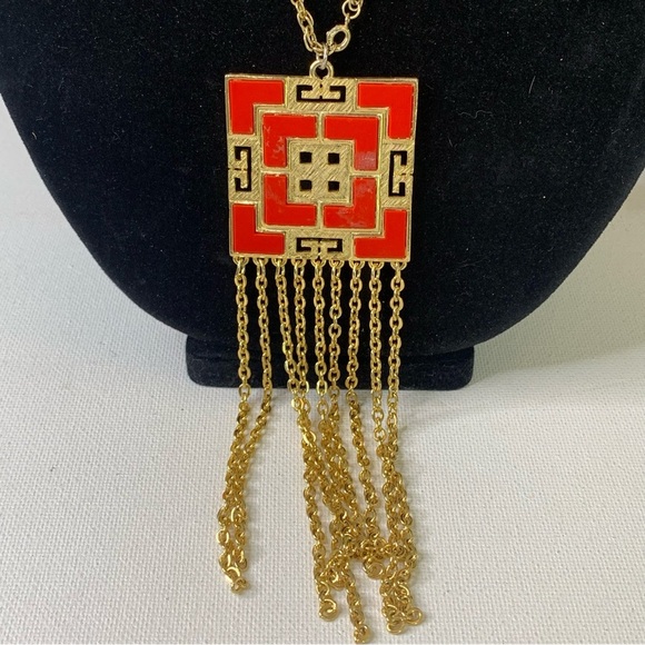 Vintage Jewelry - Asian Art Deco Red Enamel Dangling Chains Tassel Necklace Gold Tone Jewelry VTG